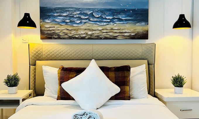 Cantonments House | Executive Studio, Embassy Gardens, Cantonments, Accra