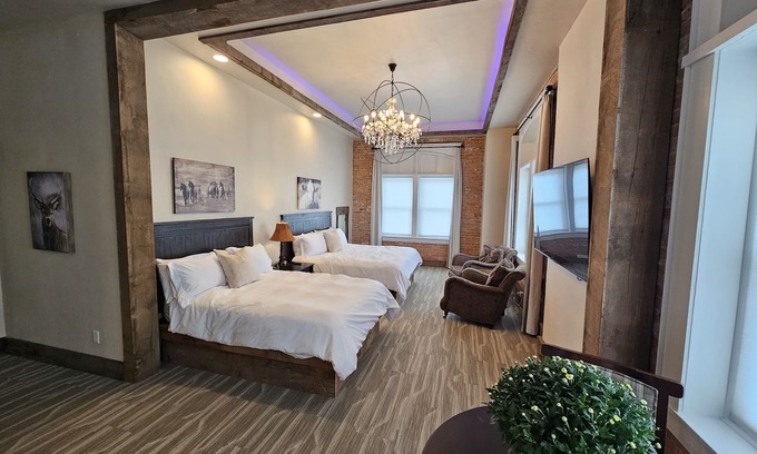 Miles City Hotel | Executive studio Suite Downtown