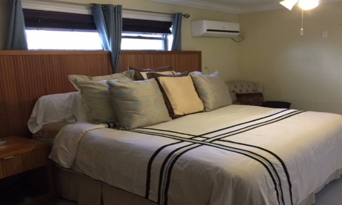 Bahamas Terrace Condo | Executive Suite in Freeport.