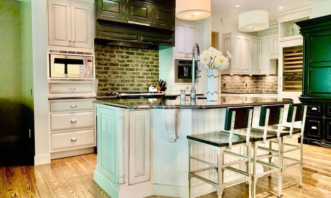 Central Okanagan House | Executive Wilderness Getaway Minutes from Downtown