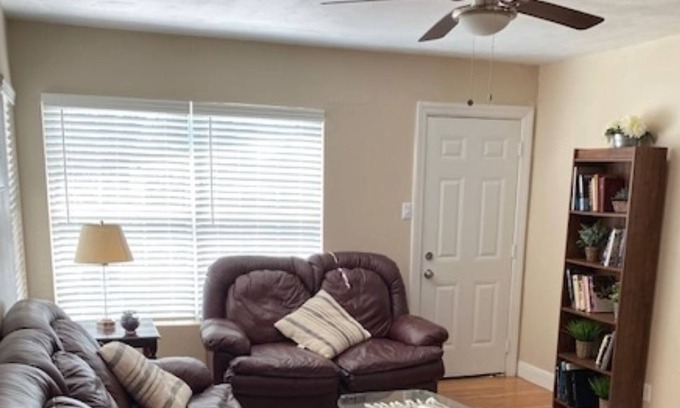 Shearer Hills - Ridgeview House | exelente casa completa a 5 min del aeropuerto y north star mall