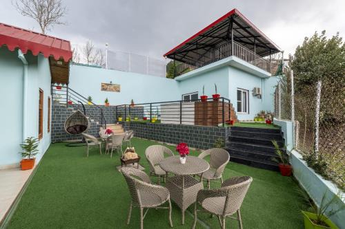 Kuthar Villa | Exotic Stays I The Summer House Kasauli I Serviced Villa I 4 Bedroom Villa l Party & Music I Sky Bonfire I Kasauli