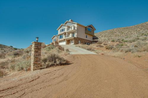 Acton House | Expansive Mountain Gem Game Room, 3 Mi to Acton