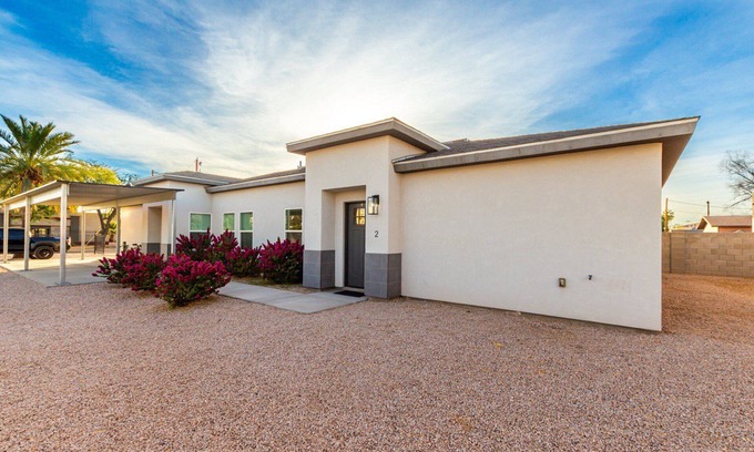 Alhambra House | Experience comfort in the Stunning Lawrence, a spacious 2-bedroom, 2-bathroom retreat