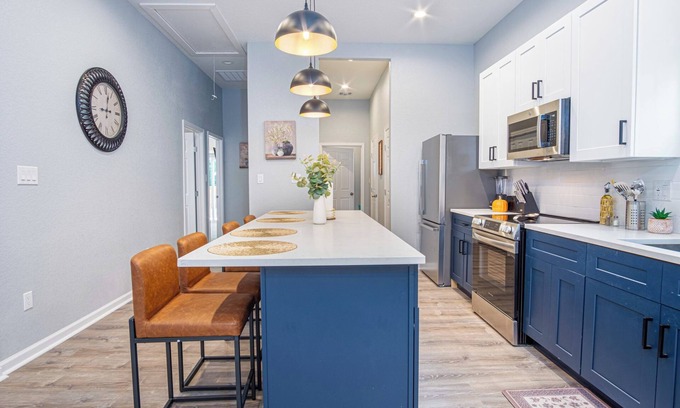 Denver Heights Cottage | Experience Convenience w/4br/3ba Near Alamodome