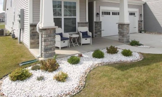 Acton Condo | Experience Grandeur in Indianapolis