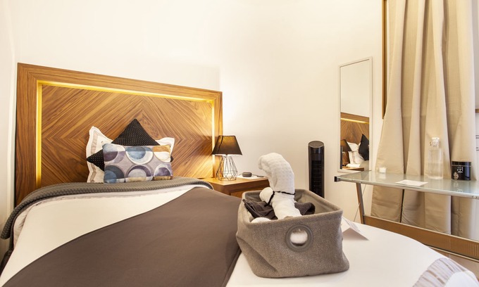 La Condesa House | Experience Mexico City | CoWorking Space + Terrace