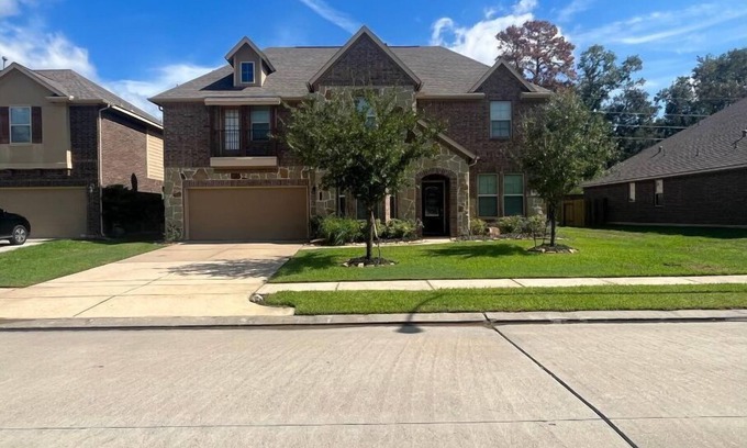 Willow House | Experience relaxation and comfort with your family at this spacious rental!
