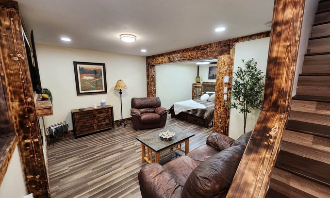 West Yellowstone Condo | Experience Unparalleled Luxury and Convenience at Our Exquisite Condo