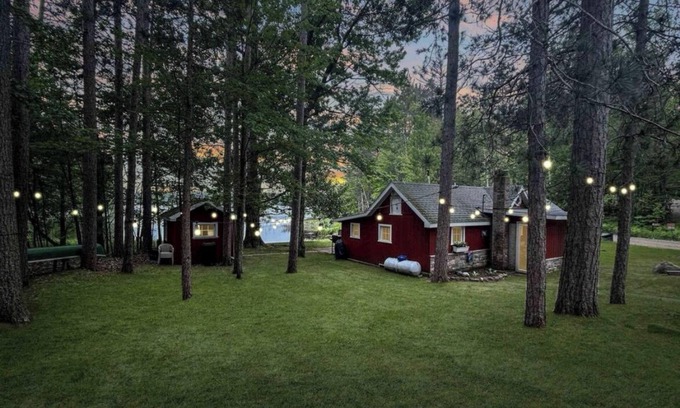 Wetmore Cabin | Explore Pictured Rocks/Hiawatha Forest/Munising on Lost Lake-Kayak, Bike, ORV