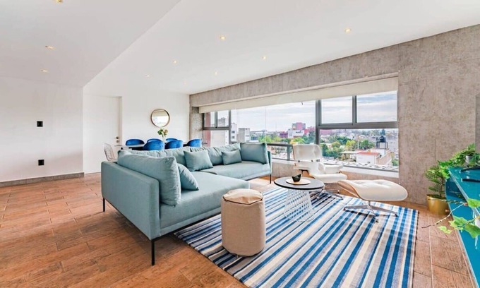 Zona Rosa Condo | Explore Trendy Juarez Vibes, Shopping & Nightlife