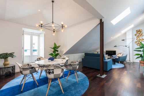 Encarnacao Apartment | Explore Vibrant Lisbon from a Designer Loft at Casa da Barroca