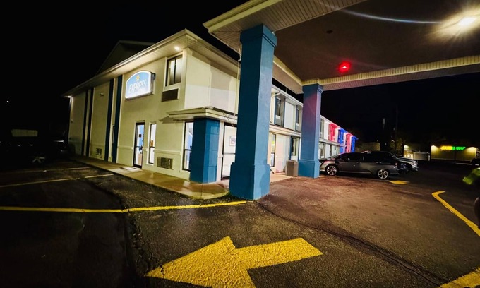 Junction City Hotel | express inn