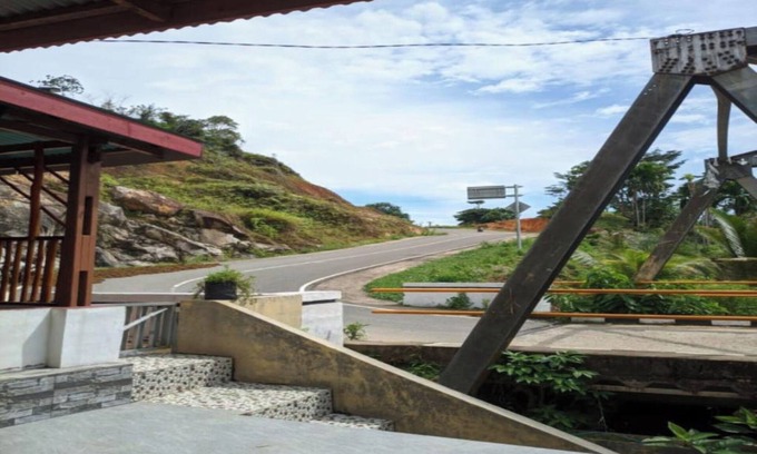 Painan Hotel | EXPRESS O 91702 Mandeh Homestay Syariah Near Bank Nagari PT Bank Pembangunan Daerah (BPD) Sumbar Cabang Painan