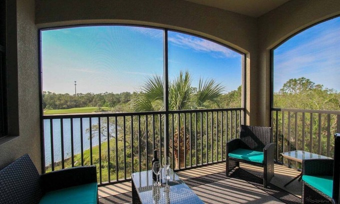 Lakewood Ranch Condo | Exquisite 2 BR/2 BA Lake Front Condo In Lakewood National Golf Club - Precious Gem