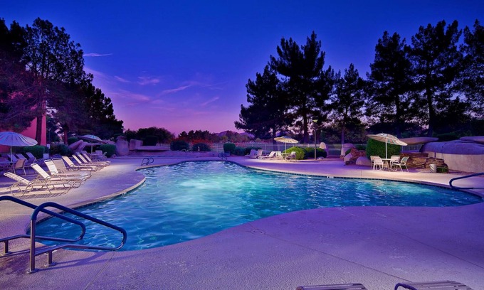Paradise Valley Village Condo | Exquisite, Deluxe, Chic Condo in Prime Location!