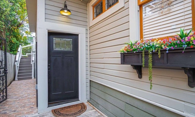 King William House | Exquisite Studio Guesthouse Near Downtown's Core!
