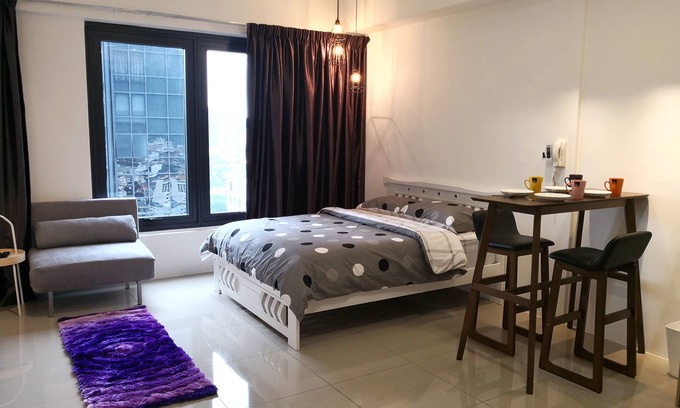Downtown George Town Apartment | Exquisite Studio Suite @ Tropicana 218