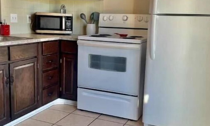 Salina Apartment | Extended Stay - 3 Bedroom Townhouse