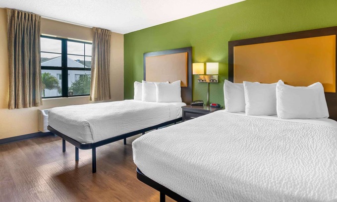 Temple Terrace Hotel | Extended Stay America Select Suites Tampa N USF Attractions