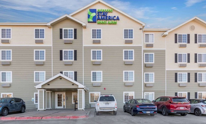 Millard Hotel | Extended Stay America Select Suites - Omaha - Southwest