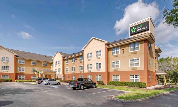 Lake Mary Hotel | Extended Stay America Suites - Orlando - Lake Mary - 1036 Greenwood Blvd