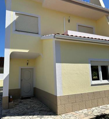 Seixal House | Extraordinary Holiday House at Fernão Ferro!
