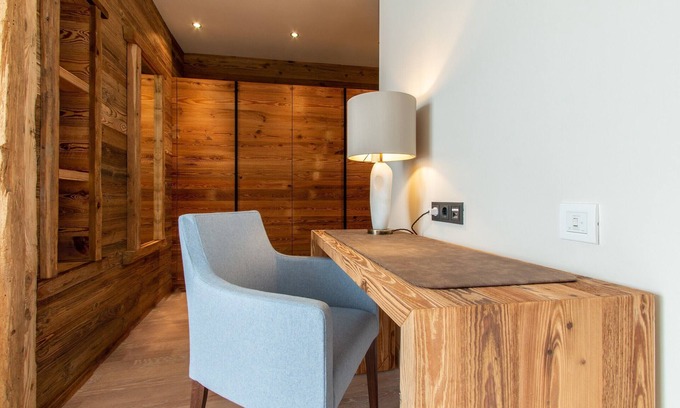 Sankt Anton am Arlberg Villa | Extravagant Austrian Chalet | 6 Bedrooms | Chalet Atlas | Cinema Room & Outdoor.