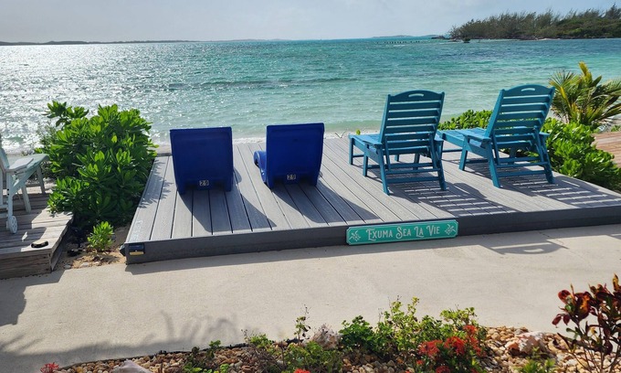 George Town Villa | Exuma Sea La Vie - BEACHFRONT, Stunning views, Newly Updated at Hideaways
