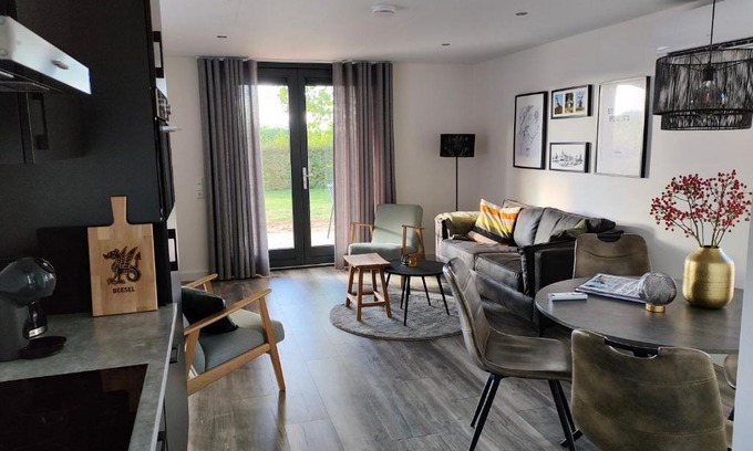 Municipality of Beesel House | Eyveld Cube Home 3