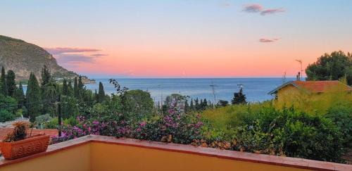 Eze Apartment | Eze flat with terrace sea view and mountain view