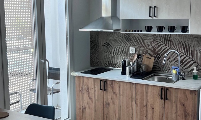Thessaloniki Apartment | f apartment