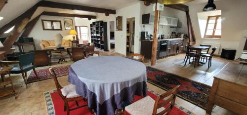 Mauves-sur-Huisne Apartment | F3 tout confort spacieux
