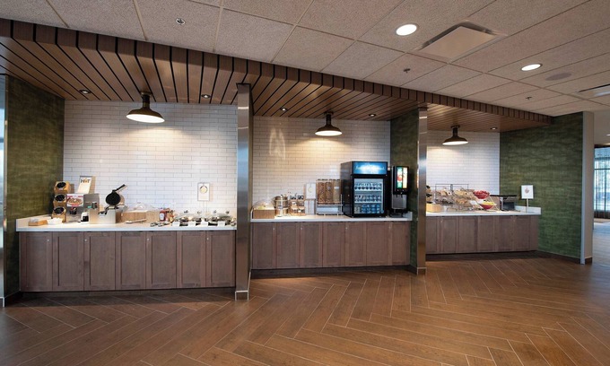 Edmonton International Airport Hotel | Fairfield by Marriott Edmonton International Airport