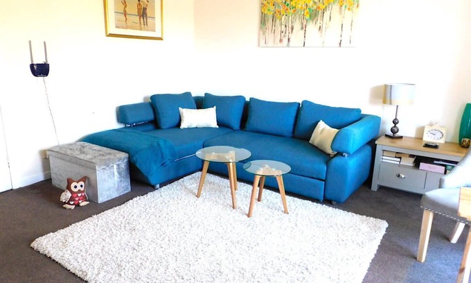 East End Apartment | Fab Location, 1 bed Apt overlooking Glasgow Green