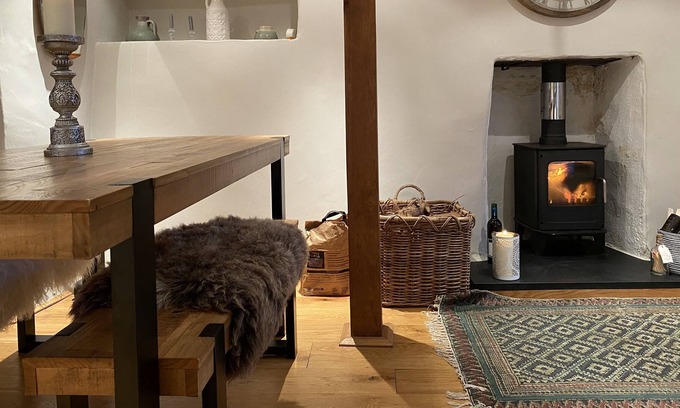 Ermington Cottage | Fab Stone Cottage in great rural village close, pub, beach Dartmoor