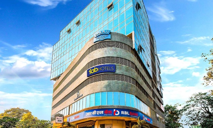 Marol Hotel | FabHotel Admiral - Nr Mumbai International Airport