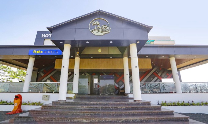 Nashik Hotel | Fabhotel Blue Ocean Mnj Resort