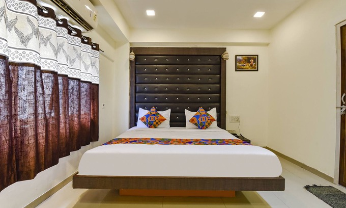 Paldi Hotel | Fabhotel Crystal Inn Ii