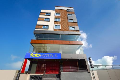 Vyalikaval HBCS Layout Hotel | FabHotel Galaxy Heights - Nagavara