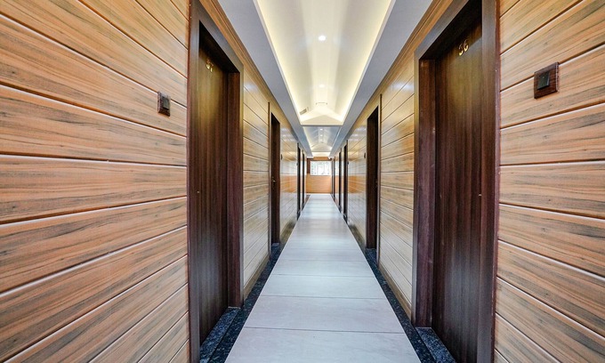 Mumbai Hotel | Fabhotel Grand Inn I