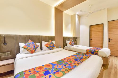 Rau Hotel | FabHotel Kesar