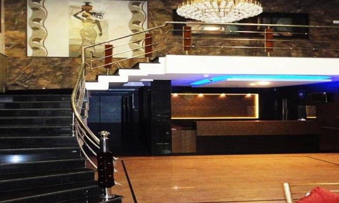 Ram Nagar Hotel | FabHotel Lemon Park