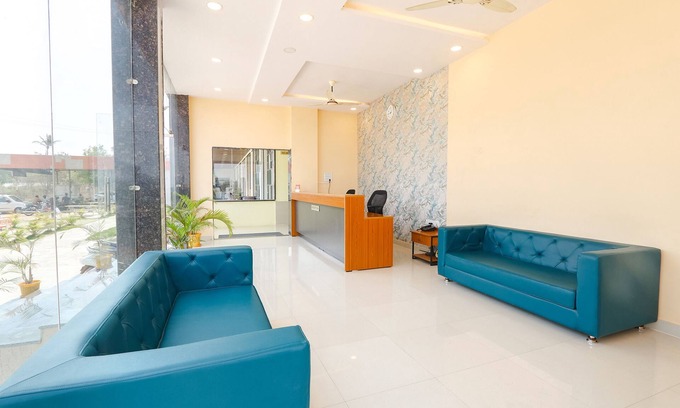 Mahbubnagar Hotel | Fabhotel Mint Park