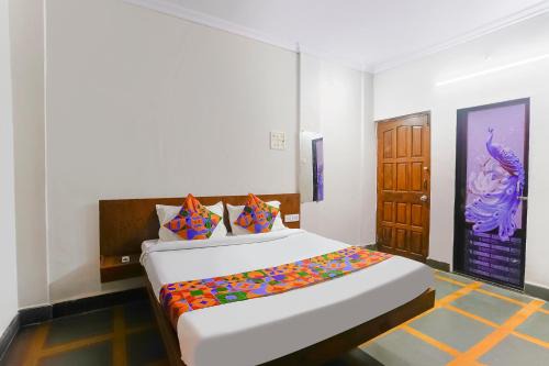 Panvel Hotel | FabHotel Peaceful Studio AAI Bungalow