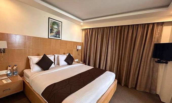 Rajahmundry Hotel | Fabhotel Prime La Hospin