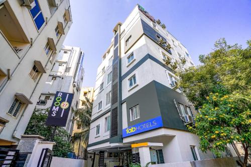 Madhapur Hotel | FabHotel Rooms 27 - Nr Hitech City