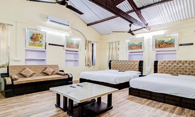 Mount Abu Hotel | Fabhotel Royal Heritage