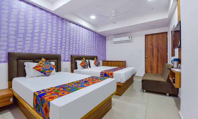 Ahmedabad Hotel | Fabhotel Shree
