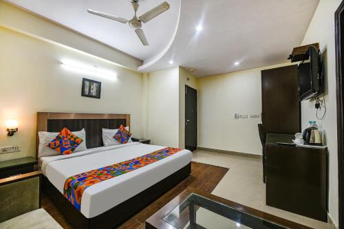 Patel Nagar Hotel | FabHotel Swiss International - Nr Patel Nagar Metro